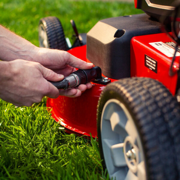 60V MAX* 30 in. (76 cm) eTimeMaster™ Personal Pace Auto-Drive™ Lawn Mower - (2) 10.0Ah Batteries/Chargers Included - Model 21491 - Image 7