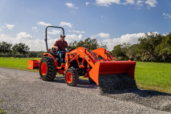 LA535 FRONT LOADER 2 LEVER QUICK ATTACH 60" BUCKET