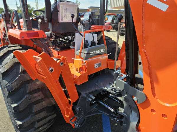 Kubota M62TLB - Image 4