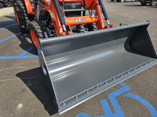 Kubota M62TLB - Image 8