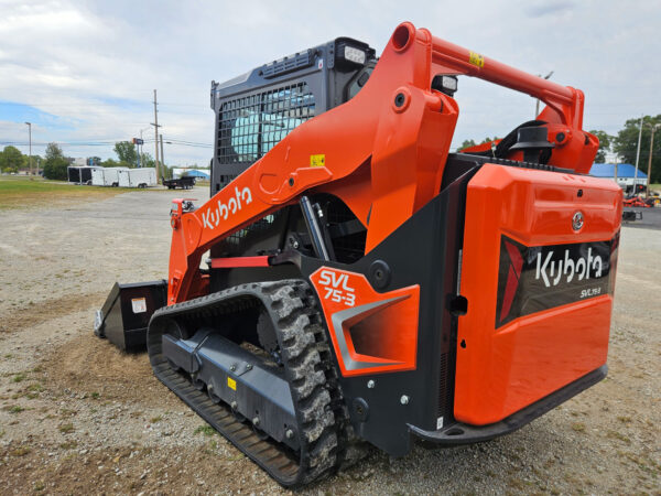 2024 Kubota SVL75-3 Trailer Package - Image 8