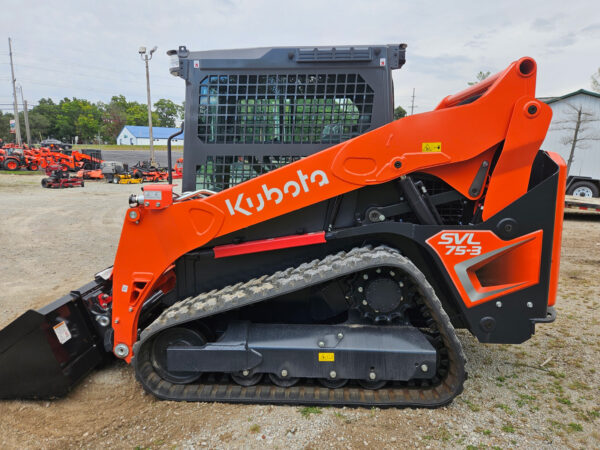 2024 Kubota SVL75-3 Trailer Package - Image 2