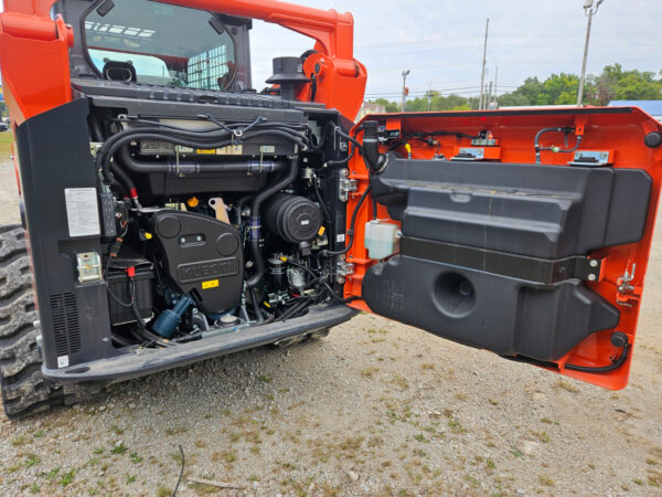 2024 Kubota SVL75-3 Trailer Package - Image 20