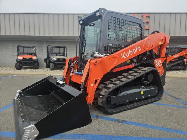 NEW KUBOTA SVL65-2 TRAILER PACKAGE - Image 3